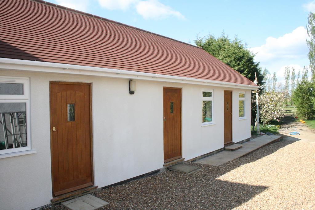 The Stables B&B @ Pear Tree Cottage Winslow Esterno foto